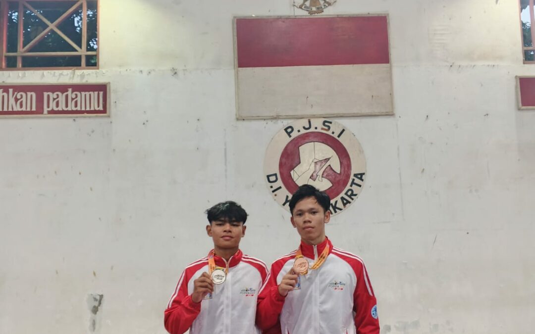 Agus Santosa dan Faqih Jalu Juara 2 dan Juara 3 Cabor Judo POPDA DIY 2025