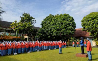Upacara Hari Pahlawan 2025 Pahlawanku Teladanku, Terus Bergerak, Melanjutkan Perjuangan