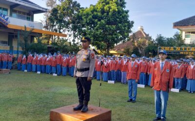 AKP Sri Pujo, S.H. Kapolsek Cangkringan Pembina Upacara dan Deklarasi di Smanca
